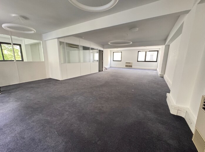 110 Rue De La Jonquière, Paris à louer Photo intérieure- Image 1 de 3