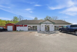 Plus de détails pour 619 Green Blvd, Aurora, IN - Commerce de détail à vendre