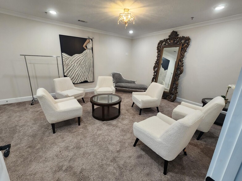 232 Bordeaux Dr, Thomson, GA à vendre - Photo du bâtiment - Image 3 de 20