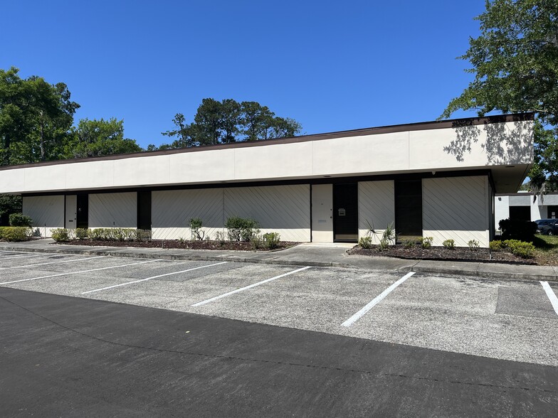 6210 Samuel Wells, Jacksonville, FL for sale - Building Photo - Image 1 of 29