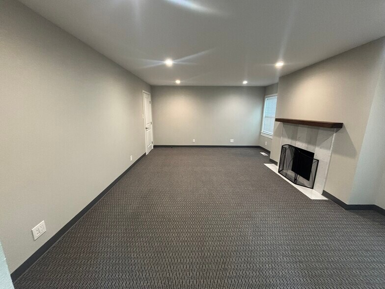 1130-1132 McKendrie St, San Jose, CA à louer - Photo du bâtiment - Image 3 de 24