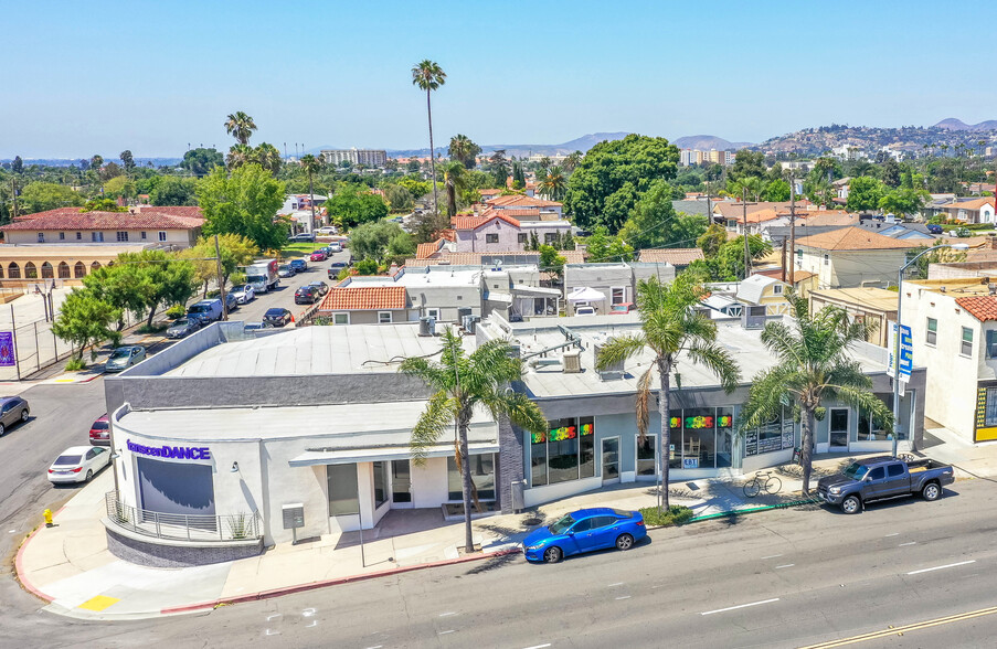 5700-5716 El Cajon Blvd, San Diego, CA à louer - Photo principale - Image 1 de 3