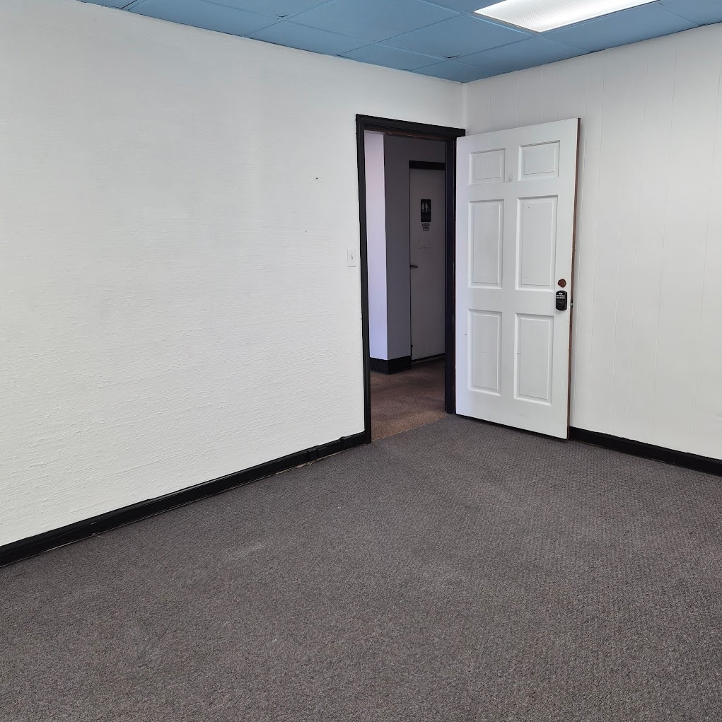 6022 Jefferson Ave, Newport News, VA à louer Photo intérieure- Image 1 de 3