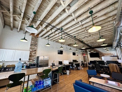 130 N Fayette St, Alexandria, VA à vendre - Photo intérieure - Image 2 de 10