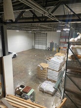 396 W Fenton Ln, West Chicago, IL for lease Interior Photo- Image 2 of 8