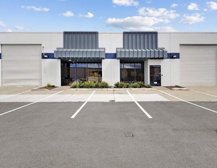 425-439 Littlefield Ave, South San Francisco, CA for lease - Building Photo - Image 1 of 6