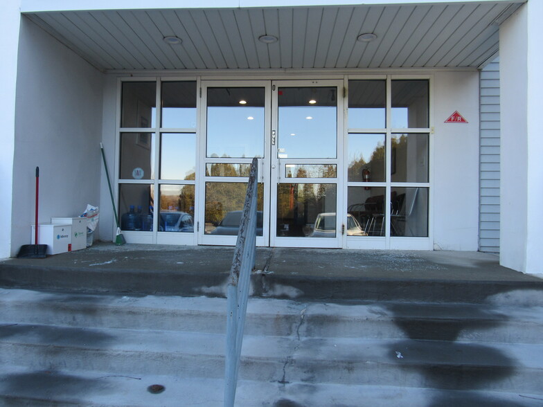 1303 State Route 27, Somerset, NJ for lease - Building Photo - Image 3 of 12