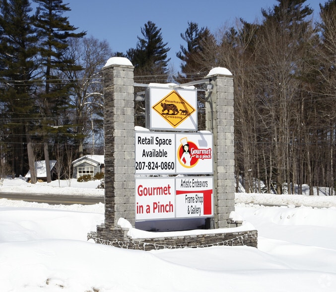 312 Mayville Rd, Bethel, ME à louer - Photo du bâtiment - Image 2 de 3