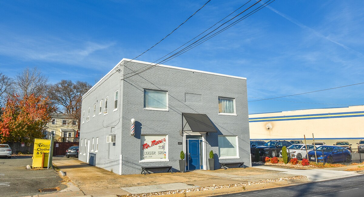 4807 Langston Blvd, Arlington, VA à vendre Photo principale- Image 1 de 8