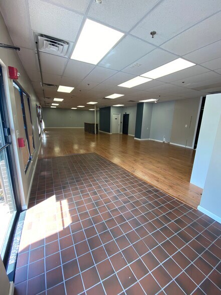 251 Worcester St, Natick, MA for lease - Interior Photo - Image 3 of 13