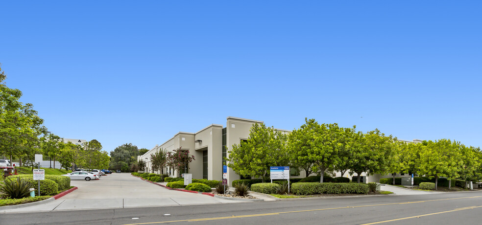 13135 Danielson St, Poway, CA for lease - Primary Photo - Image 1 of 12