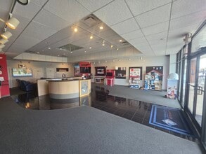921 S Willow Ave, Cookeville, TN for lease Interior Photo- Image 2 of 8