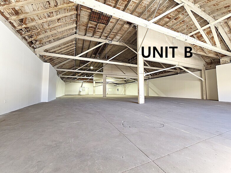 2225 W Pico Blvd, Los Angeles, CA à louer - Photo du bâtiment - Image 3 de 12