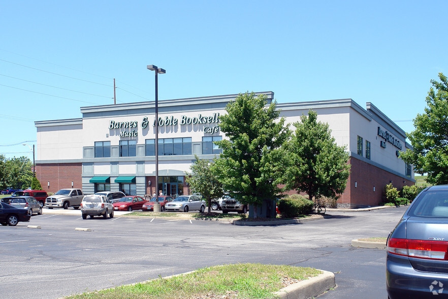 624 S Green River Rd, Evansville, IN for sale - Building Photo - Image 3 of 28