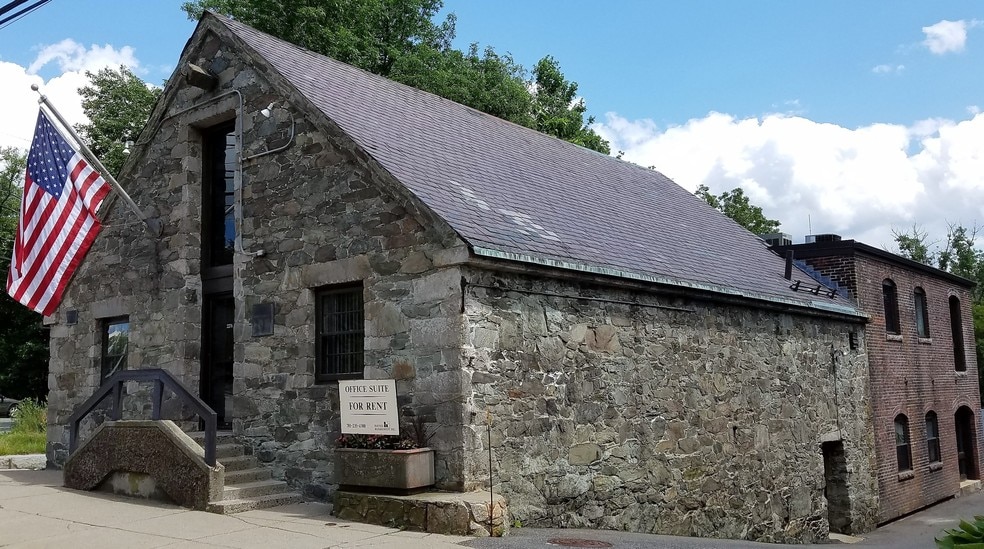 2276 Washington St, Newton Lower Falls, MA for lease - Building Photo - Image 3 of 4