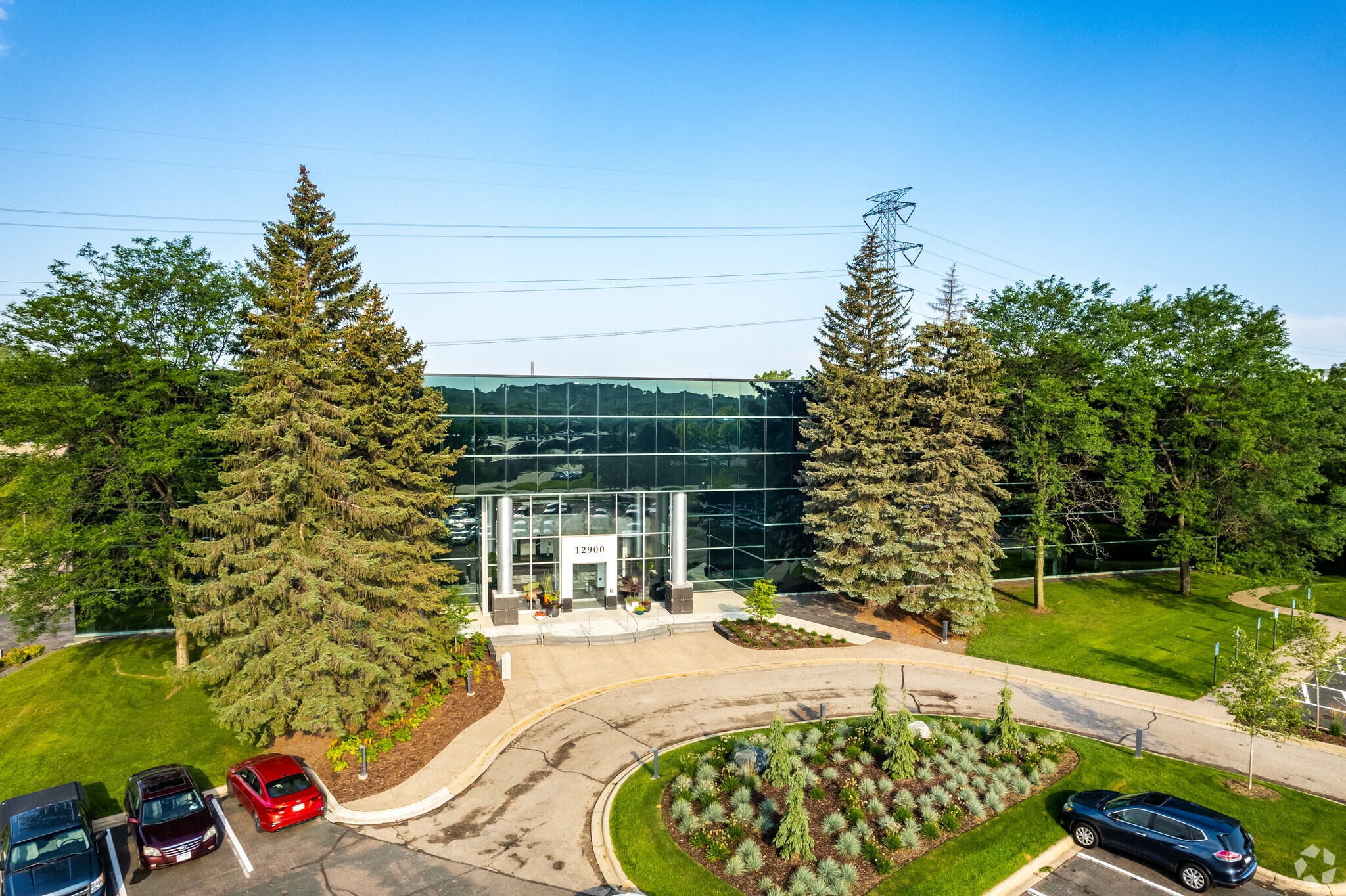 12900 Whitewater Dr, Minnetonka, MN for lease Building Photo- Image 1 of 66