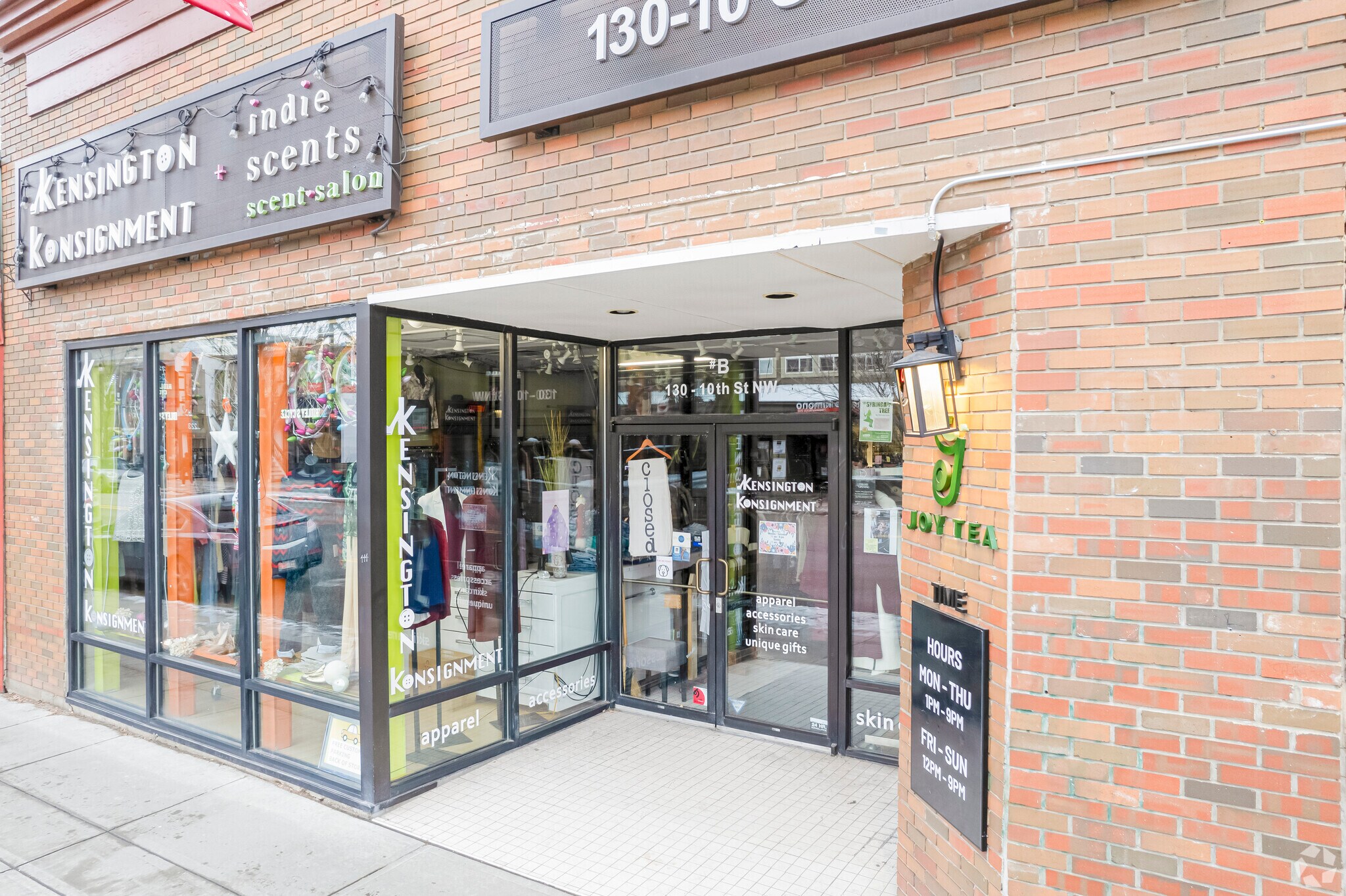 128 10 St NW, Calgary, AB for sale Primary Photo- Image 1 of 1