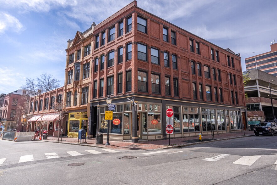 110 Exchange St, Portland, ME à louer - Photo du bâtiment - Image 2 de 8