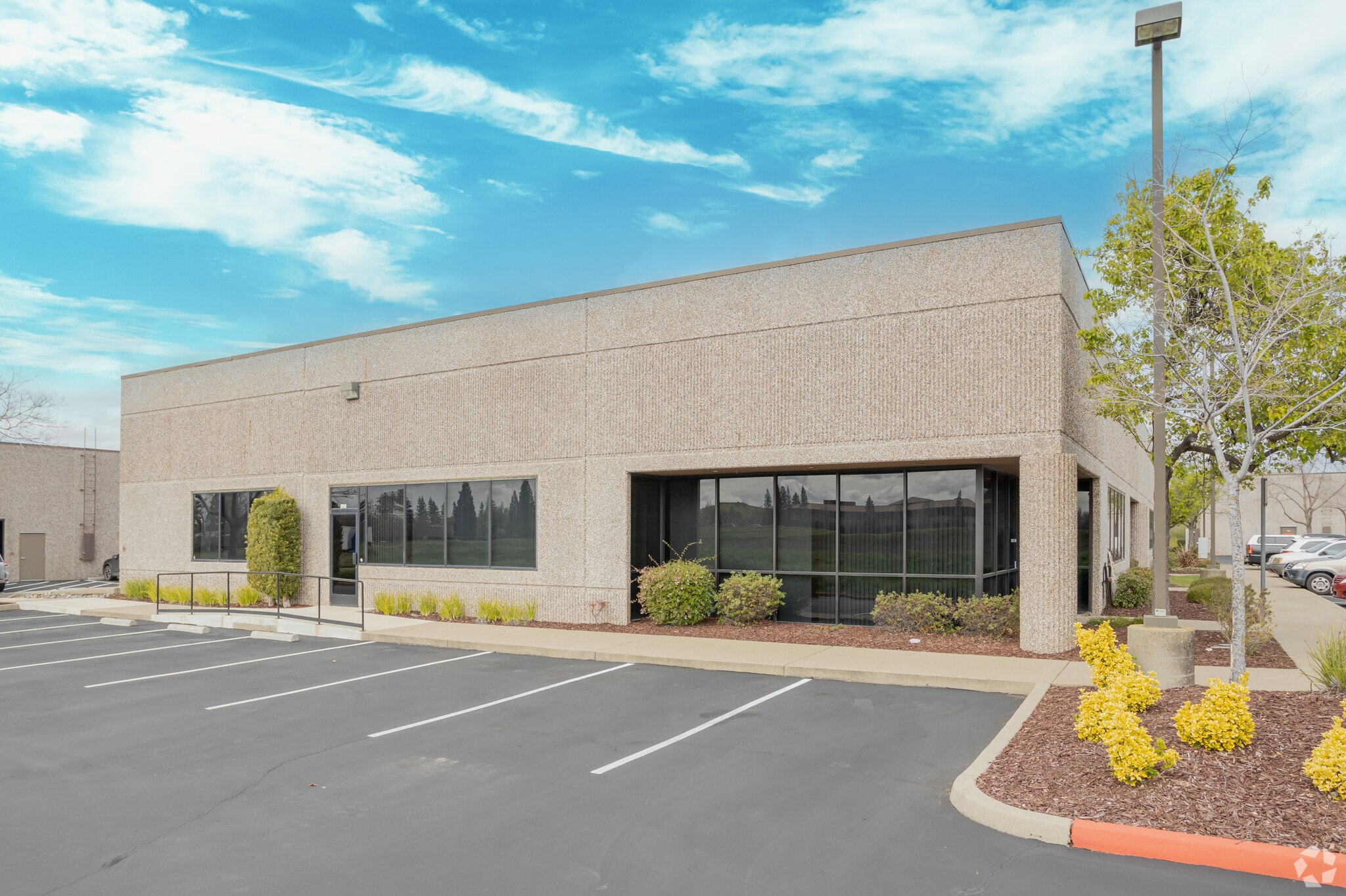 5047 Robert J. Mathews Pky, El Dorado Hills, CA for sale Primary Photo- Image 1 of 10