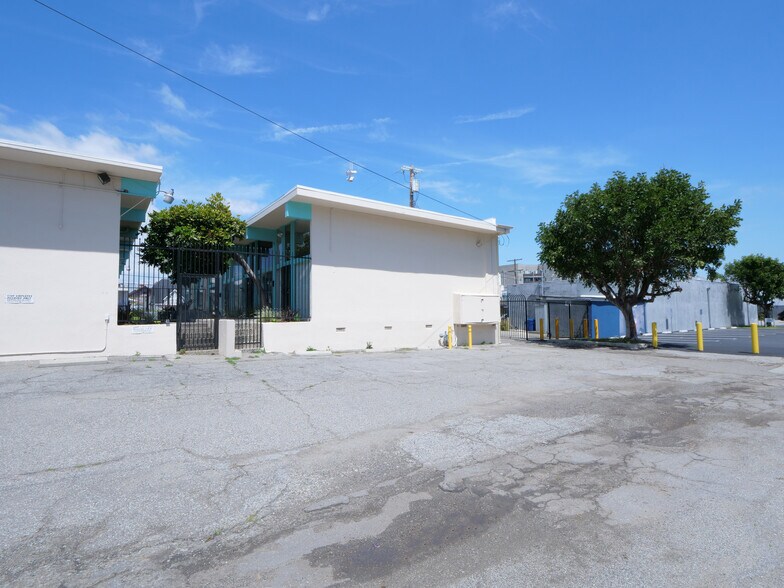 529 W 9th St, San Pedro, CA à louer - Photo du bâtiment - Image 2 de 11