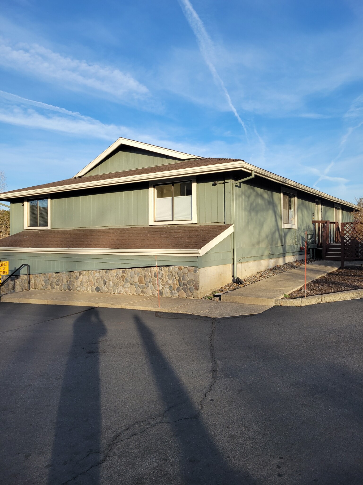 62910 O B Riley Rd, Bend, OR for lease Interior Photo- Image 1 of 9