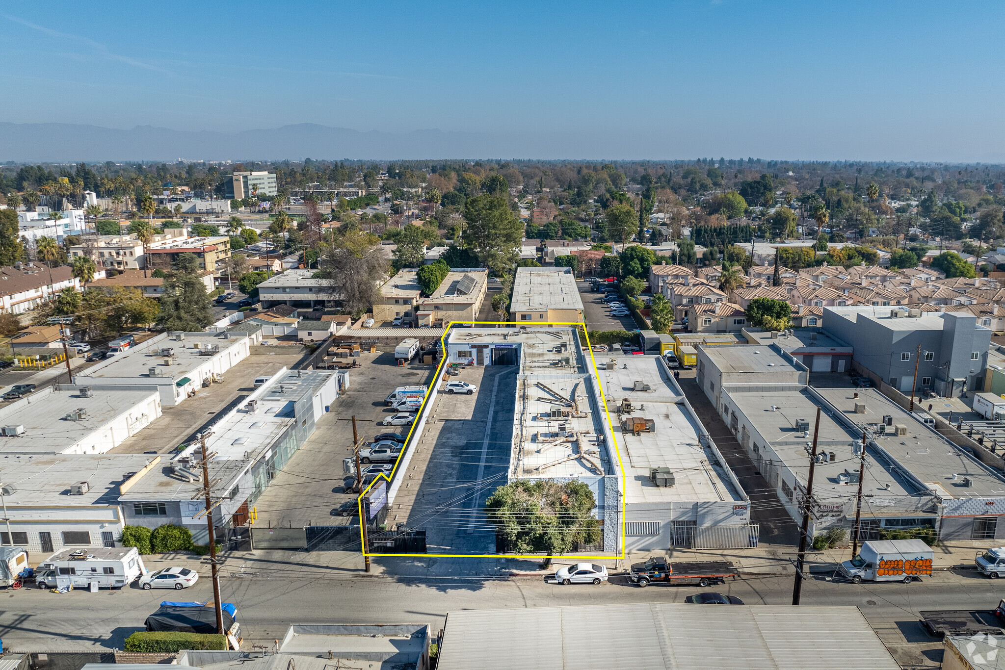 7040 Darby Ave, Reseda, CA for sale Building Photo- Image 1 of 17