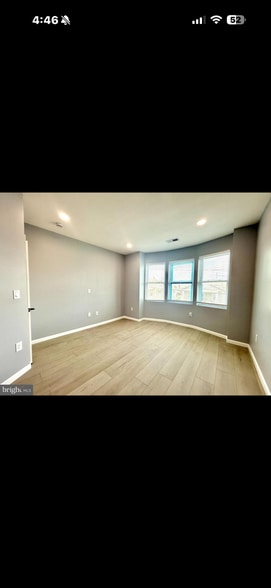 621 Summit St, King Of Prussia, PA à vendre - Photo du bâtiment - Image 3 de 8