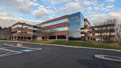 290 Woodcliff Dr, Fairport, NY for lease Building Photo- Image 1 of 6