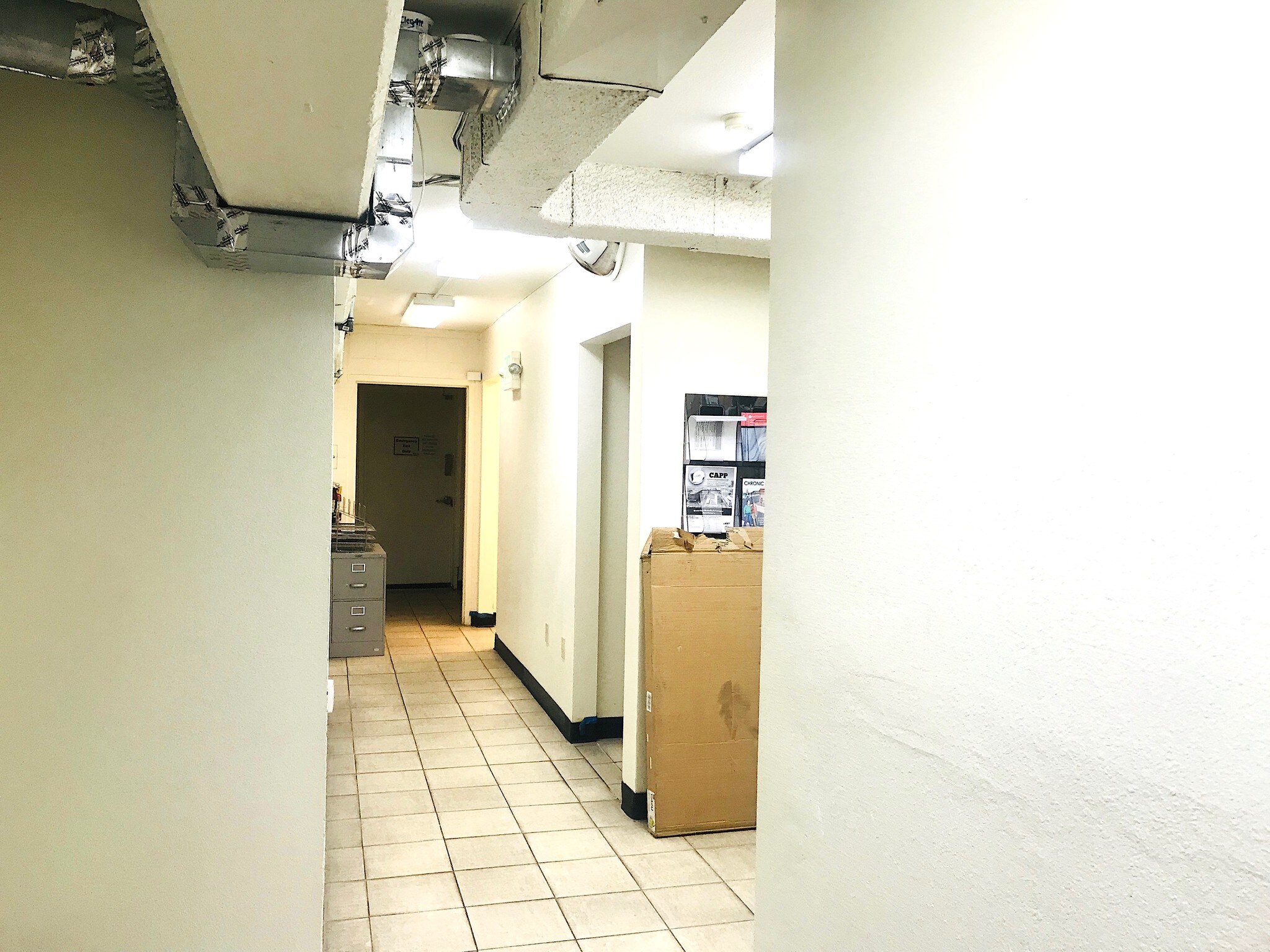 14656-14660 Oxnard St, Sherman Oaks, CA for sale Interior Photo- Image 1 of 1