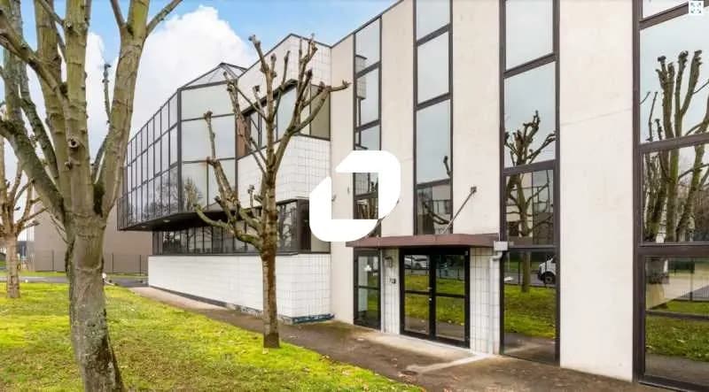 11-13 Rue Des Hautes Pâtures, Nanterre for lease - Building Photo - Image 2 of 9