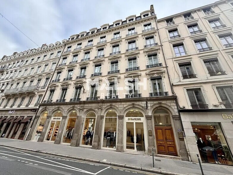 Bureau dans Lyon à louer - Photo du bâtiment - Image 1 de 7