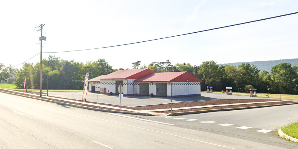 1 Liberty Ln, Jonestown, PA à louer - Photo du bâtiment - Image 2 de 2