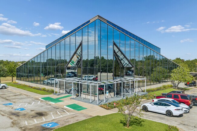 Plus de détails pour 1920 W Villa Maria Rd, Bryan, TX - Bureau, Bureau/Commerce de détail à louer