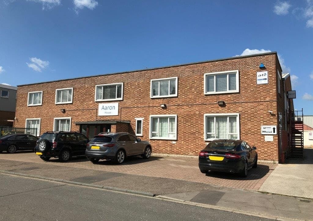 34 Island Farm Ave, West Molesey for lease Building Photo- Image 1 of 18