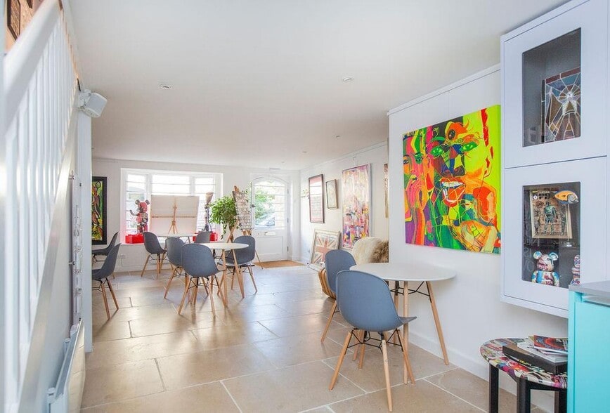 Sheep St, Stow On The Wold for sale - Building Photo - Image 3 of 5