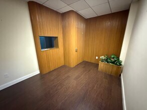 1071-1075 NE 125th St, North Miami, FL for lease Building Photo- Image 2 of 4