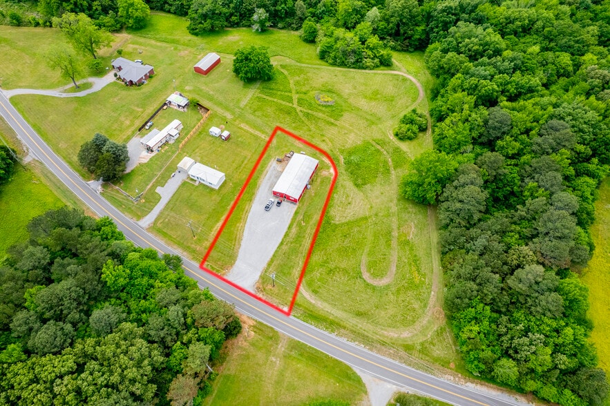 1111 Mount Tabor Rd, Hartselle, AL for sale - Primary Photo - Image 2 of 23