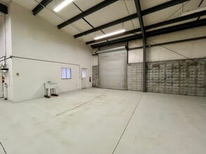 1101 Louisville Rd, Savannah, GA for lease Building Photo- Image 2 of 7