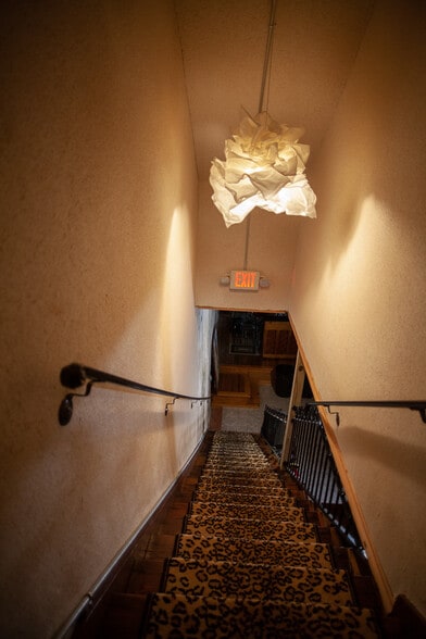 1427 Oretha Castle Haley Blvd, New Orleans, LA for sale - Interior Photo - Image 3 of 39