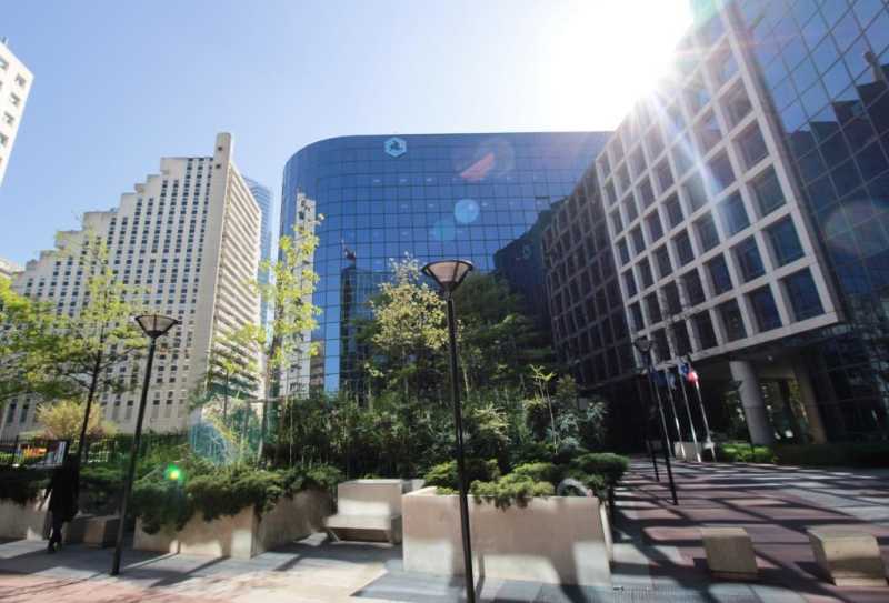 47 Rue Louis Blanc, Courbevoie à vendre - Photo du bâtiment - Image 2 de 8