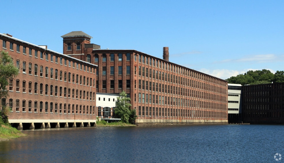 3-6 Mill St, Maynard, MA à louer - Photo du bâtiment - Image 3 de 4