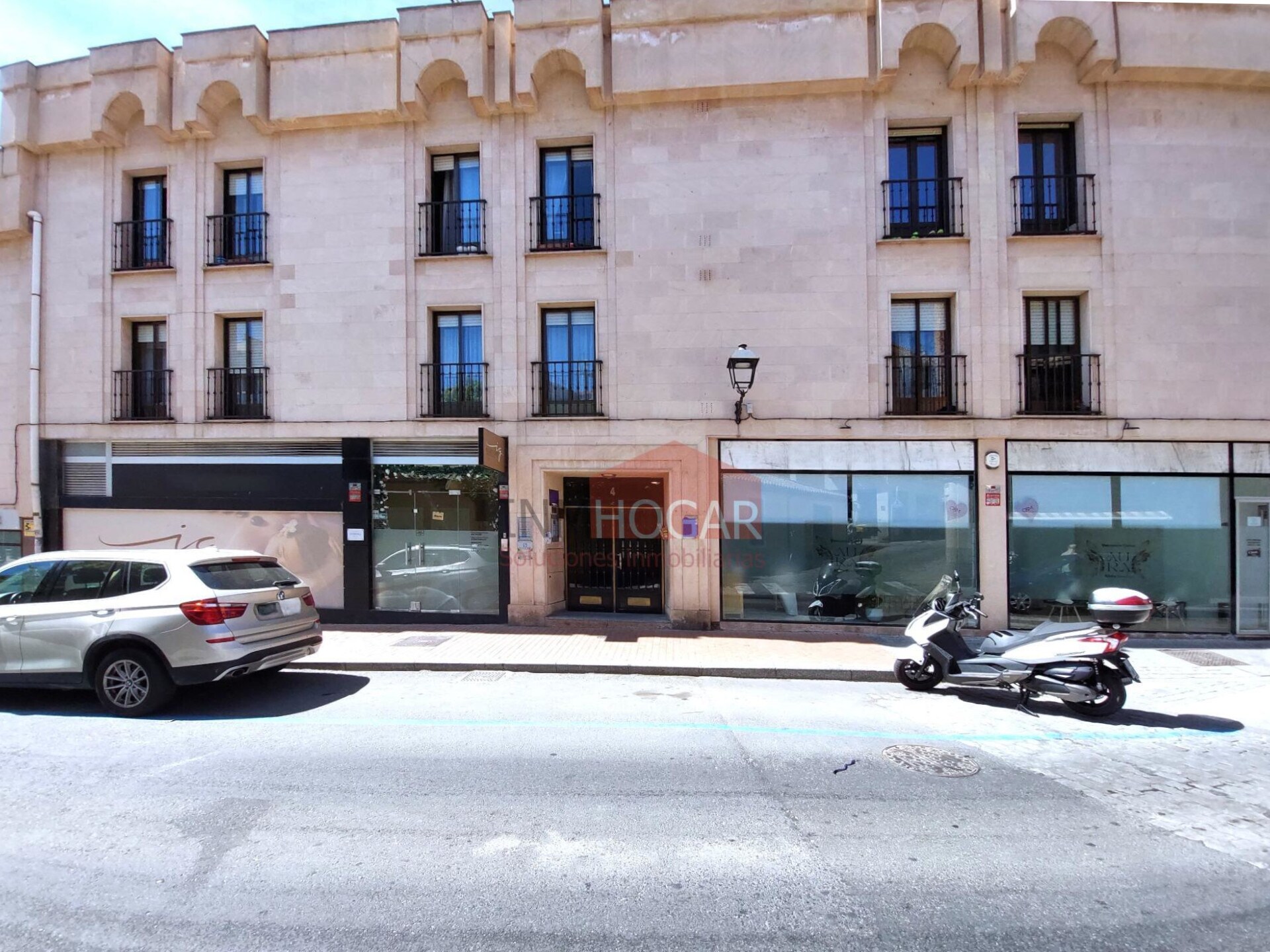 Multifamily in Ávila, Ávila for sale Building Photo- Image 1 of 7