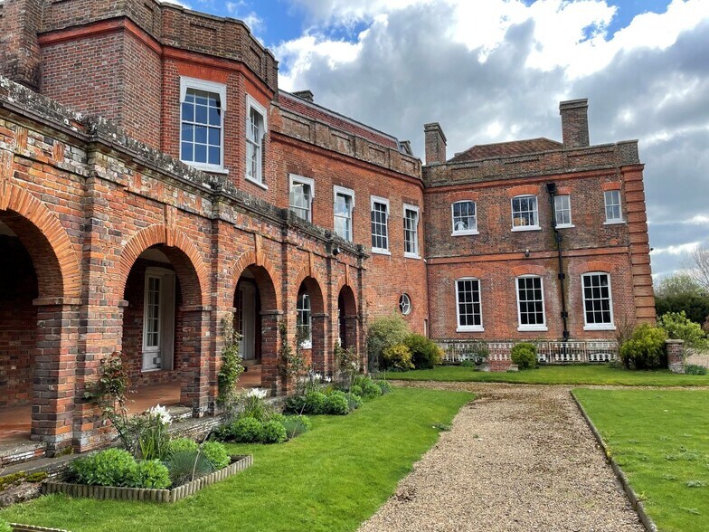 Church Street, Chesham à louer - Photo du bâtiment - Image 3 de 6