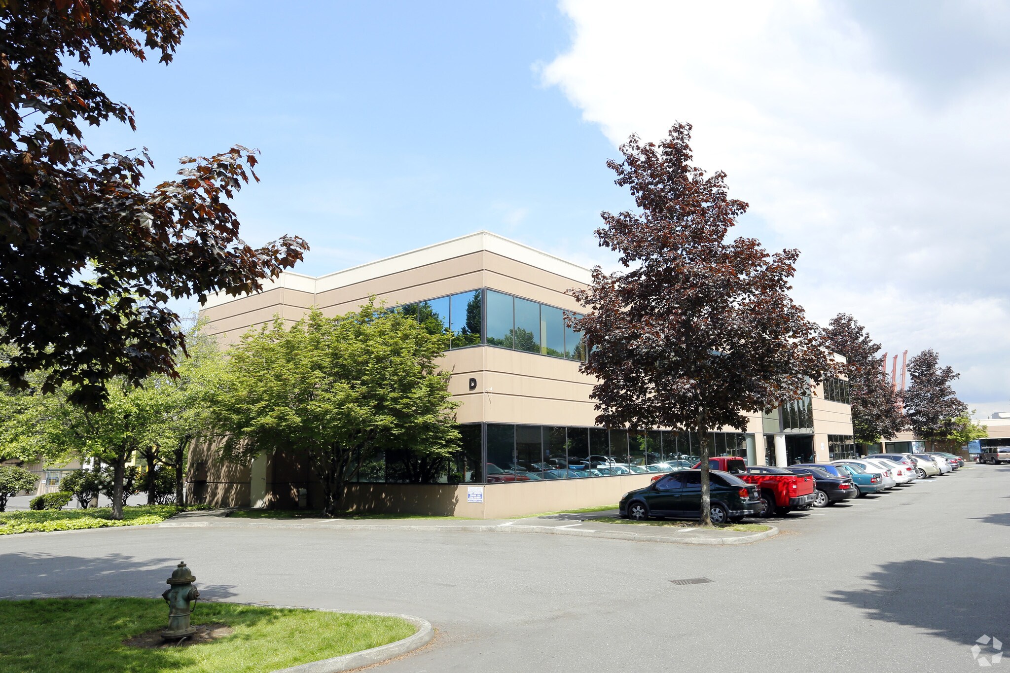 2414 SW Andover St, Seattle, WA à louer Photo du bâtiment- Image 1 de 16