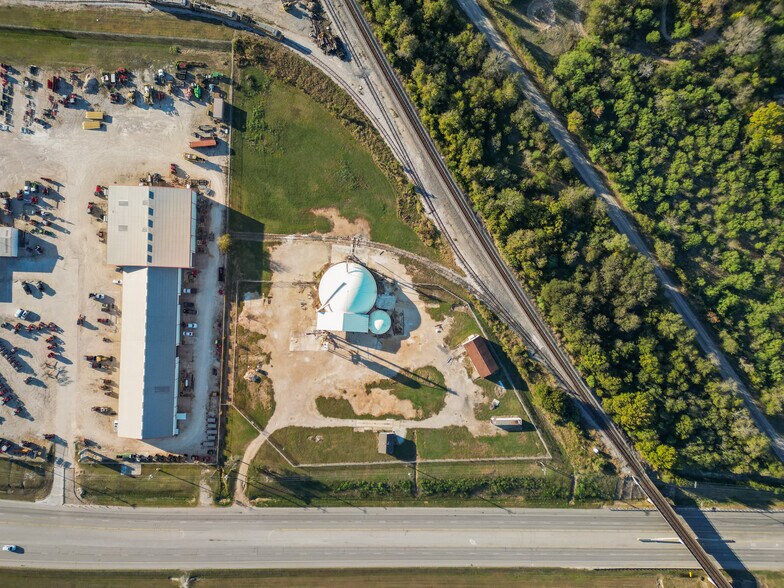 6232 W State Highway 21, Bryan, TX for lease - Building Photo - Image 3 of 6
