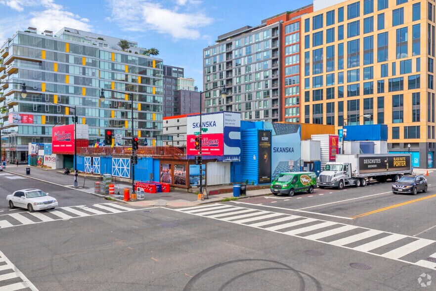 25 M St SE, Washington, DC à louer - Photo du bâtiment - Image 1 de 1