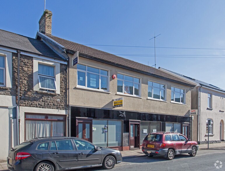 19-23 Cardiff Rd, Taffs Well à louer - Photo du bâtiment - Image 3 de 6