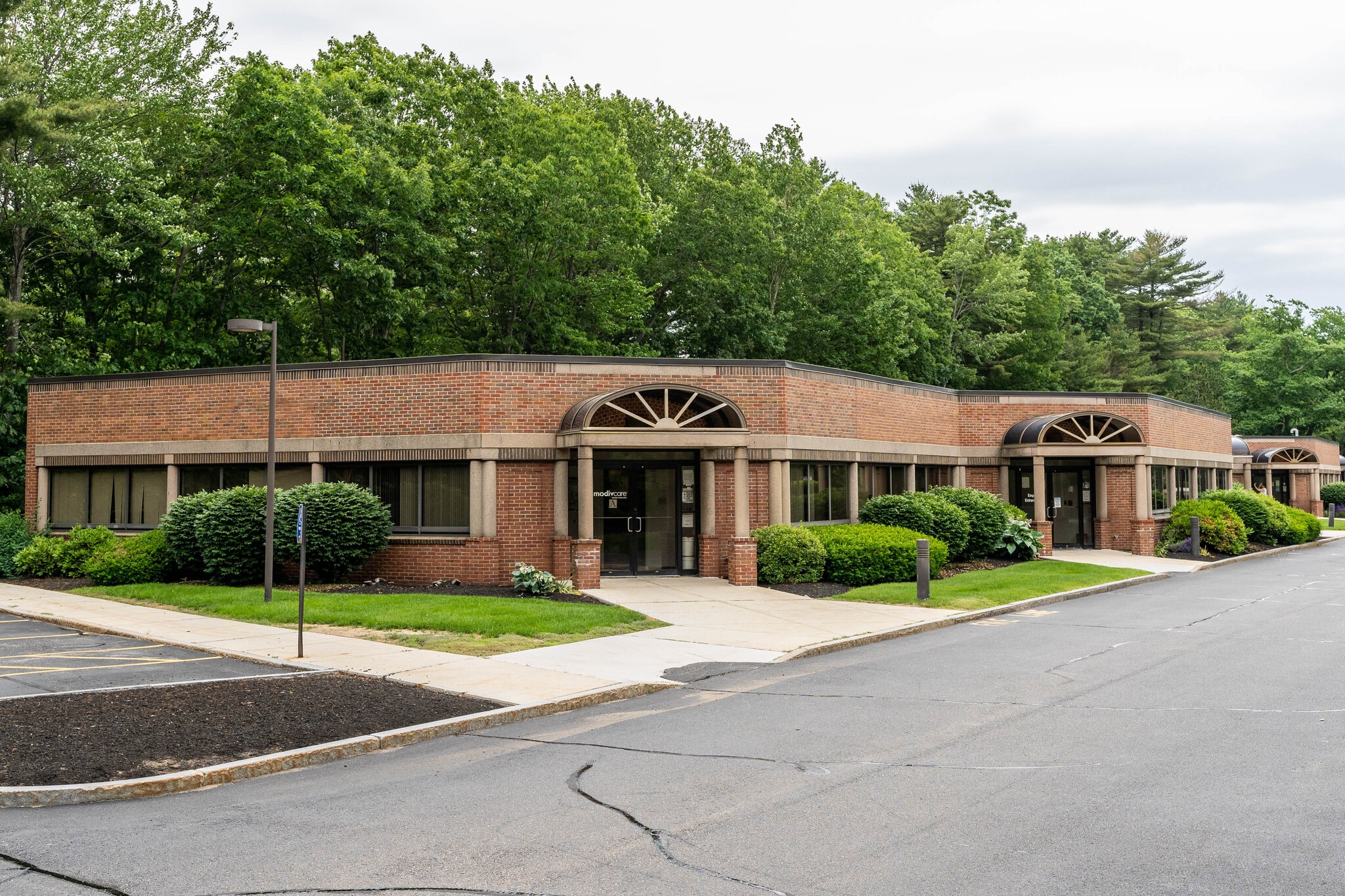 400 Southborough Dr, South Portland, ME for lease Primary Photo- Image 1 of 6