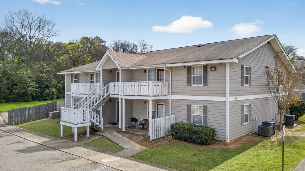 560 Coliseum Blvd, Montgomery, AL à vendre - Photo du bâtiment - Image 2 de 8