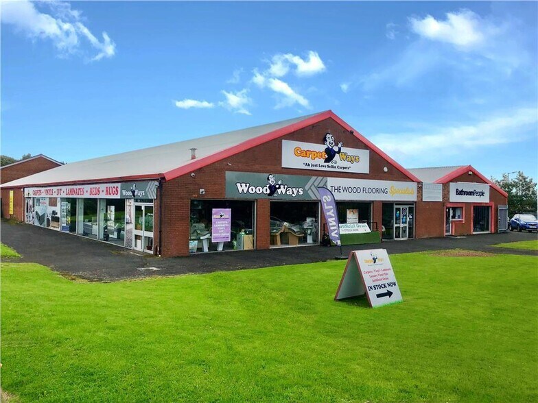 1-3 Peacock Dr, Hamilton à louer - Photo du bâtiment - Image 3 de 10